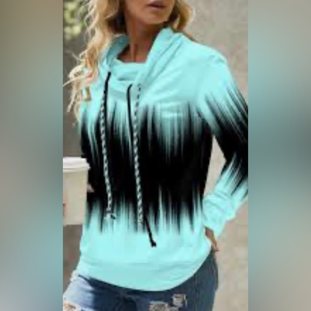 Black/aqua color pullover